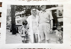 Sam Harris, Dorothy (Harris) Pollack, Ivy (Pollack) Levine and Arlene (Harris) Lehner