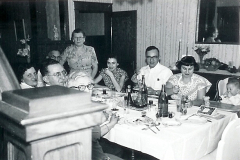 Fanny (Kaplan) and Max Arnoff; Elaine and Ben Supowitz, Charles Supwitz, Anna (Kaplan) Supowitz and Abbey Supowitz; Walt Levi, Sara (Supowitz) Levi and Terry Levi - Passover circa 1950