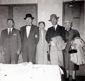 Unknown Individual, Sam Harris, Bertha (Kaplan) Harris, Max Arnoff, Fannie (Kaplan) Arnoff